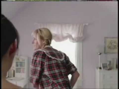 PILLOW FIGHT
