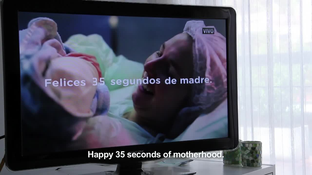 GIVING BIRTH LIVE