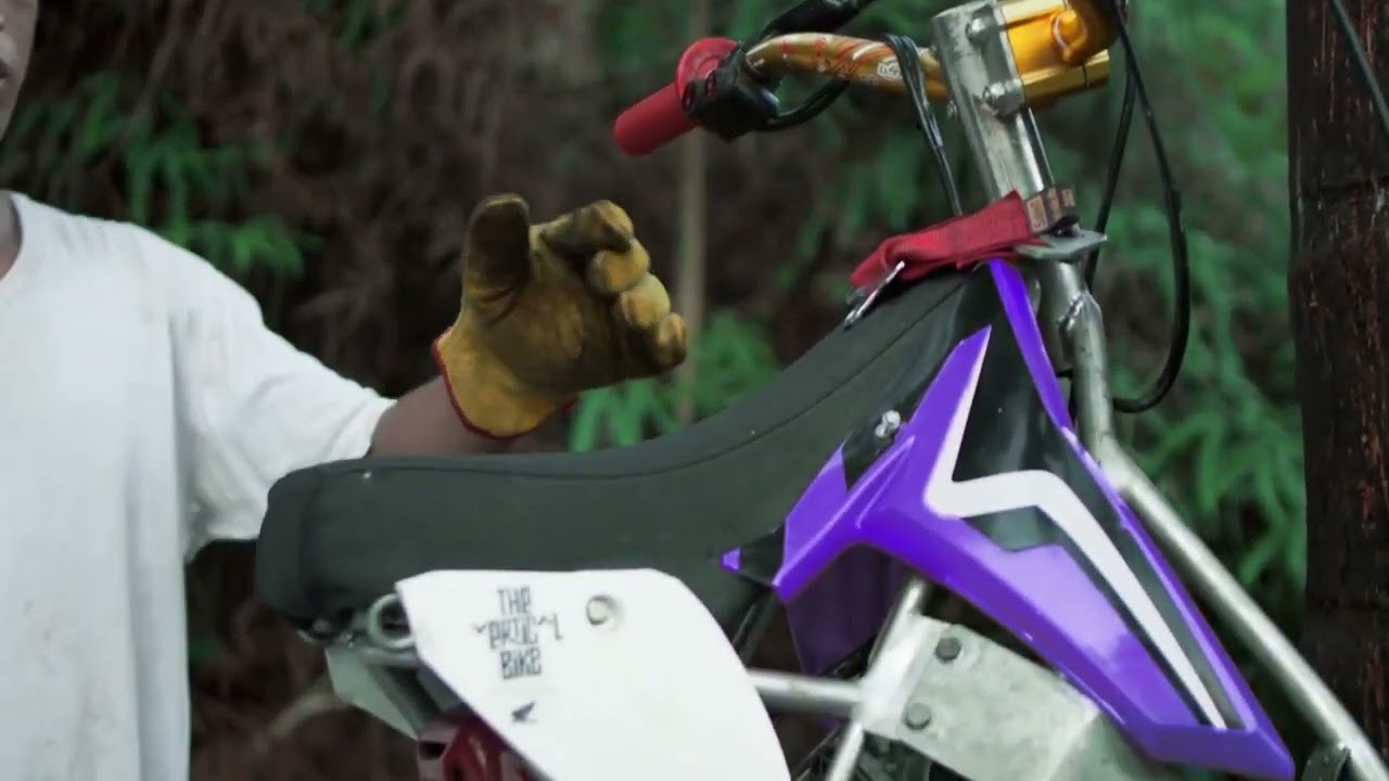 VERTICAL BIKE - image 1