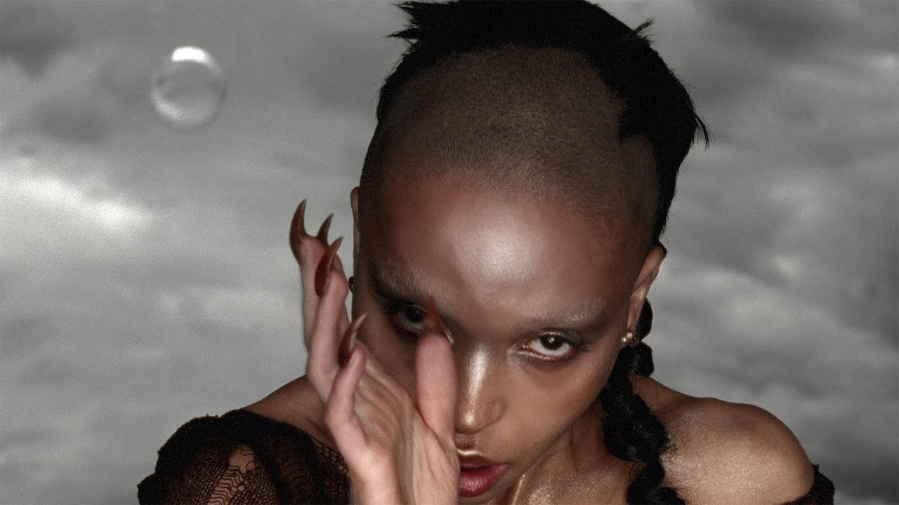 FKA Twigs - Eusexua - image 1