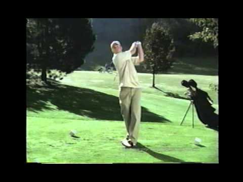 GOLFING - image 2