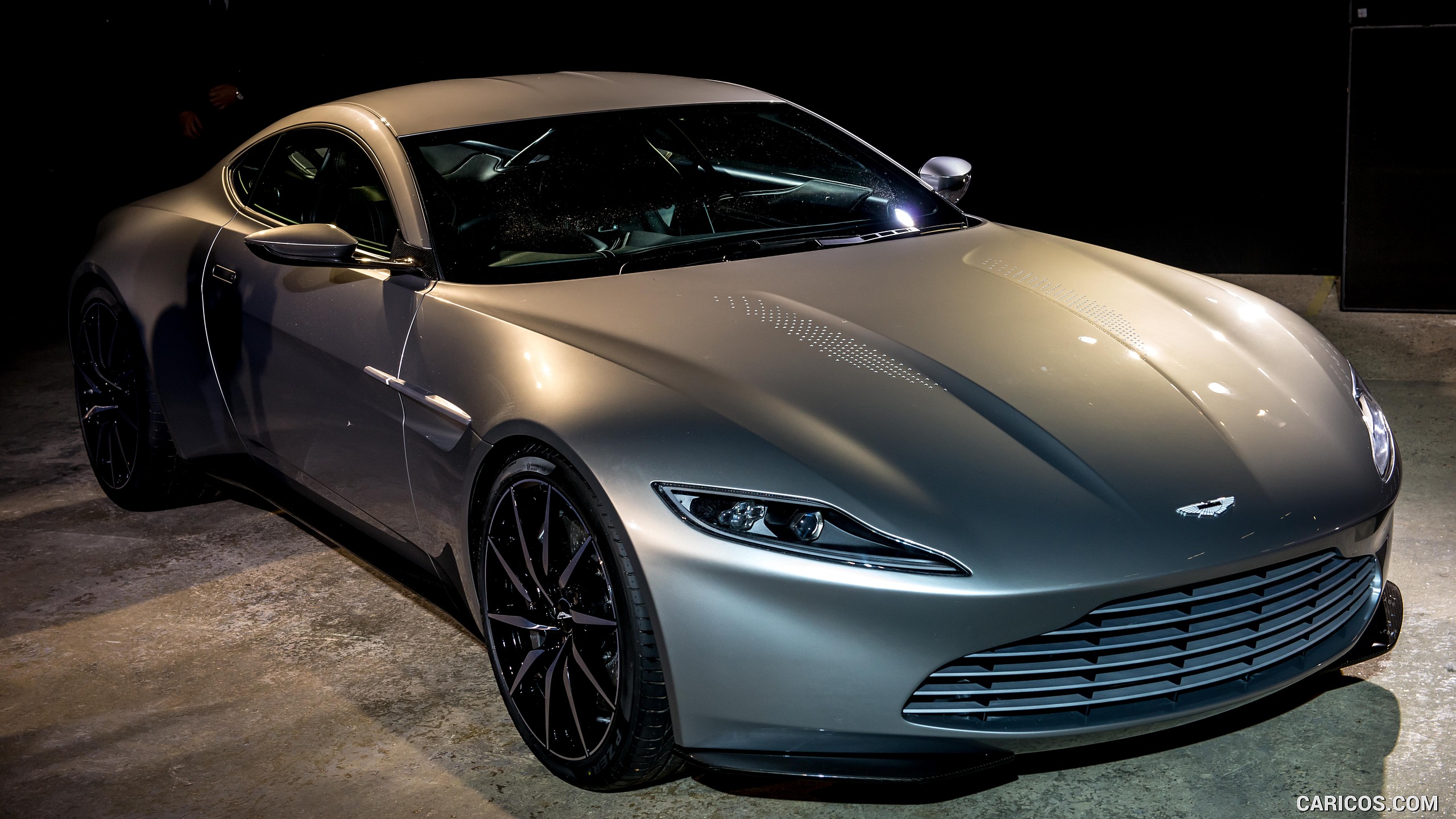 THE ASTON MARTIN DB 10: BUILT FOR BOND