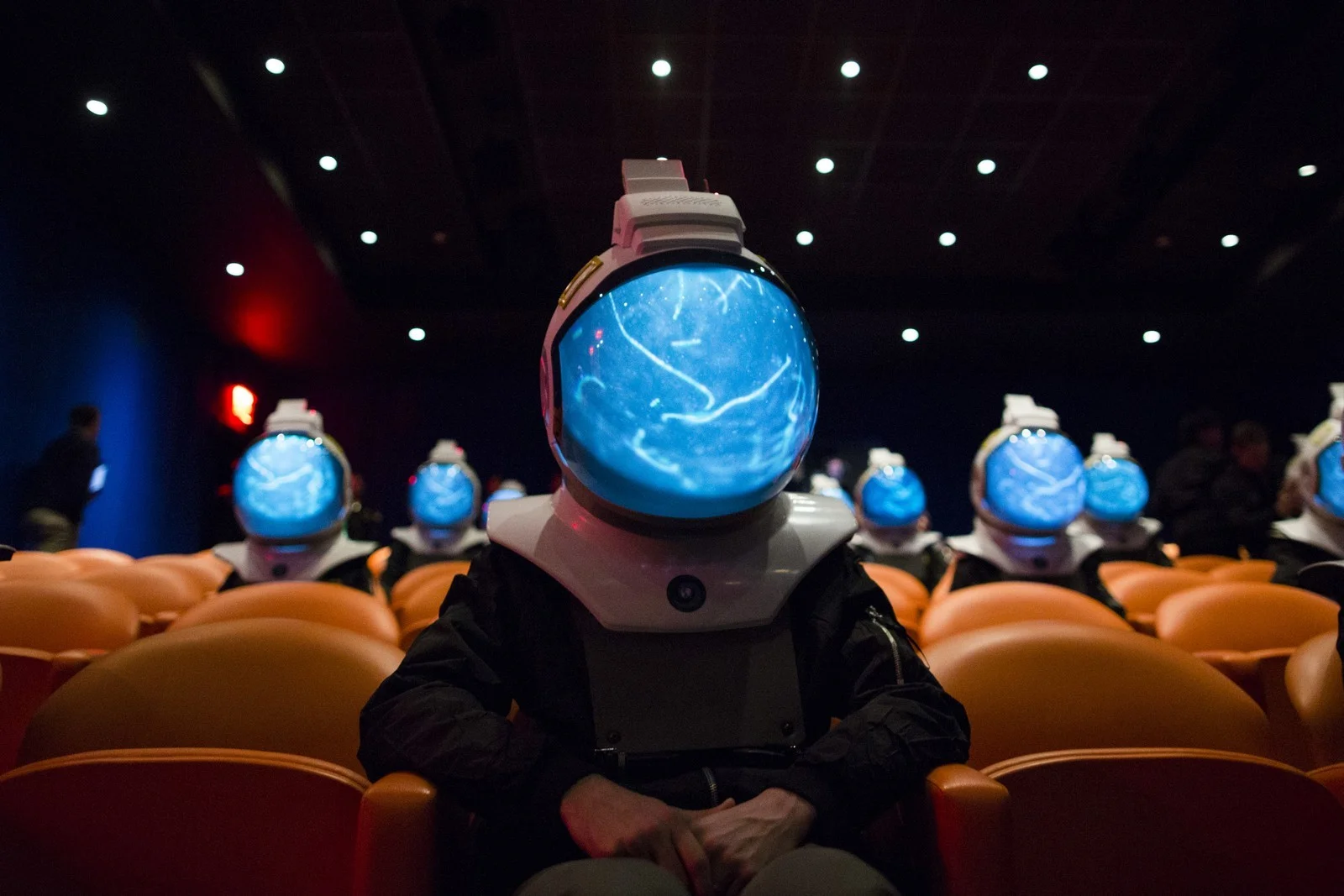 ASTRONAUT REALITY HELMET