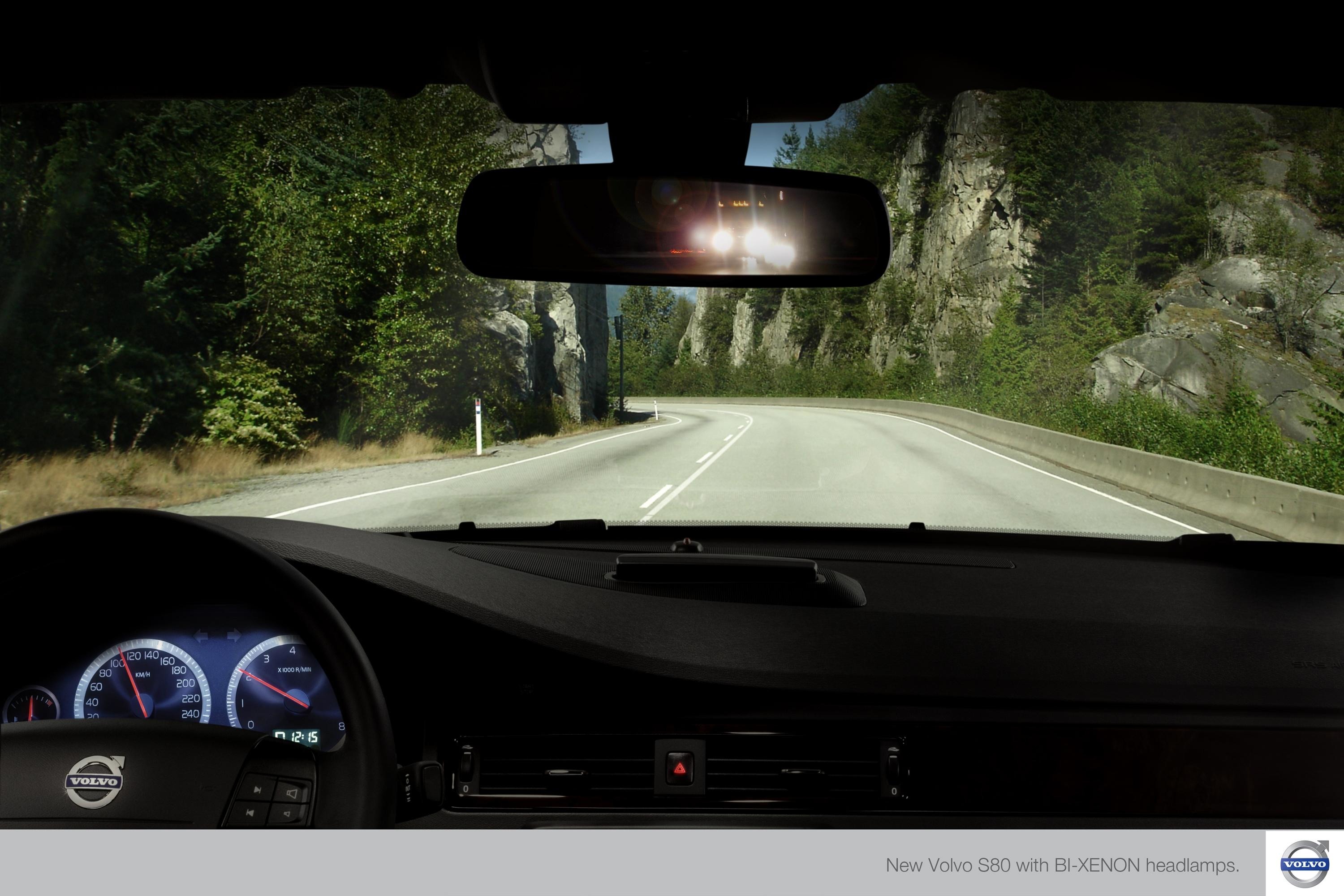 BI-XENON HEADLAMPS