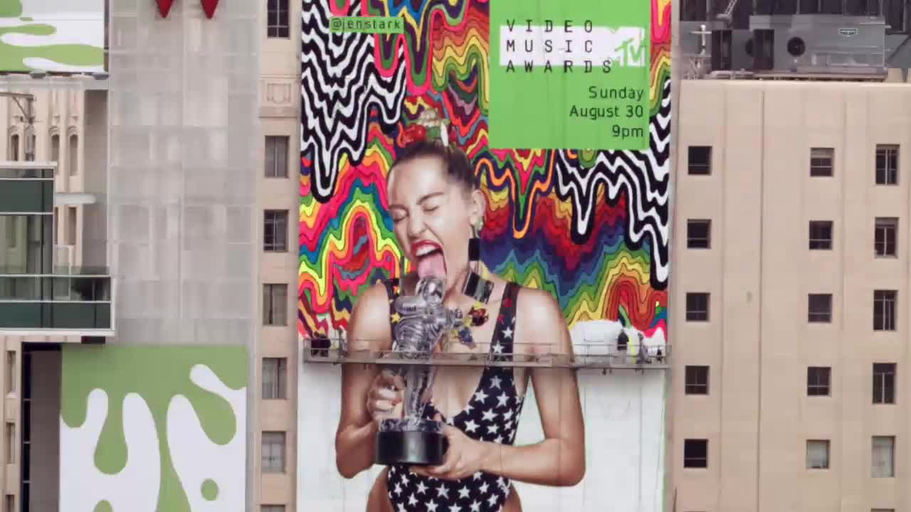 MTV VMA GREEN SCREENS