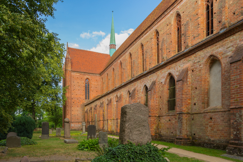 DRESDEN, PORTA NIGRA, CHORIN MONAST