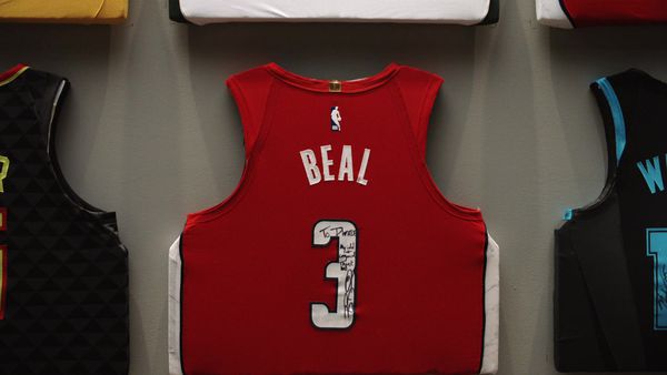 DWYANE WADE’S LAST SWAP - image 1