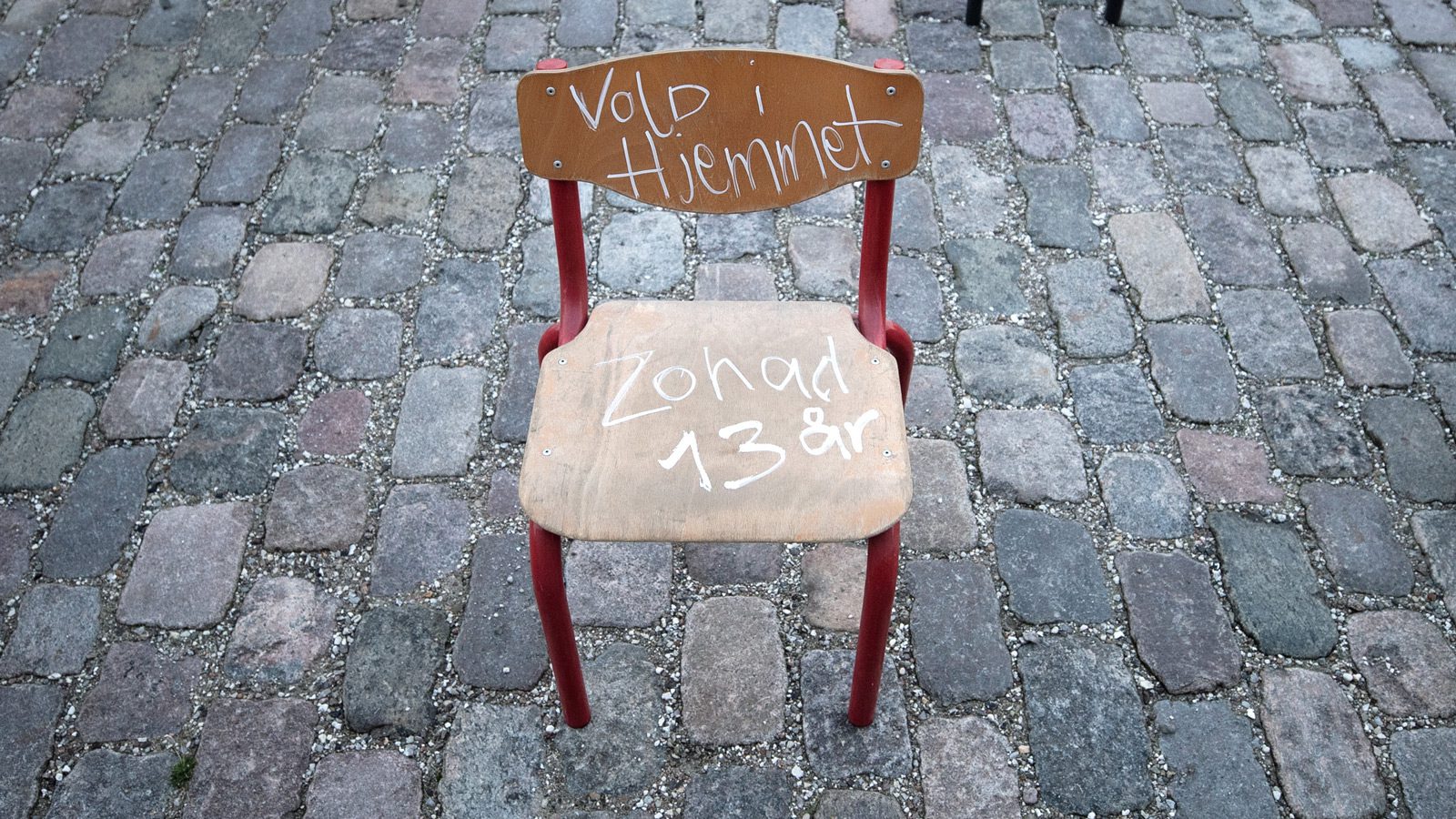 EMPTY CHAIRS - image 1
